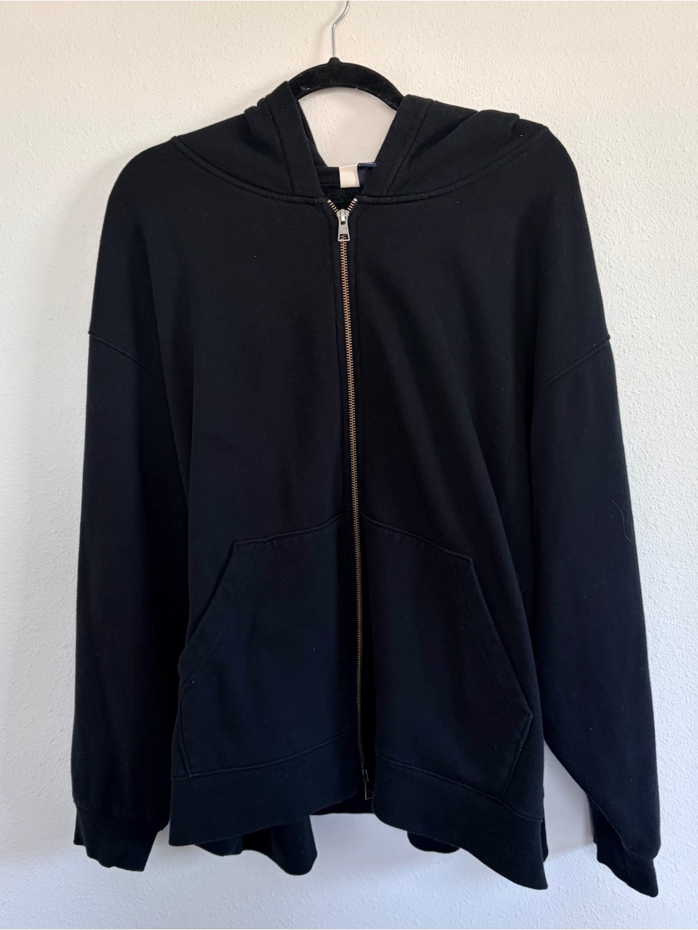 Universal Thread Women’s Classic Black Zip-Up Hoodie